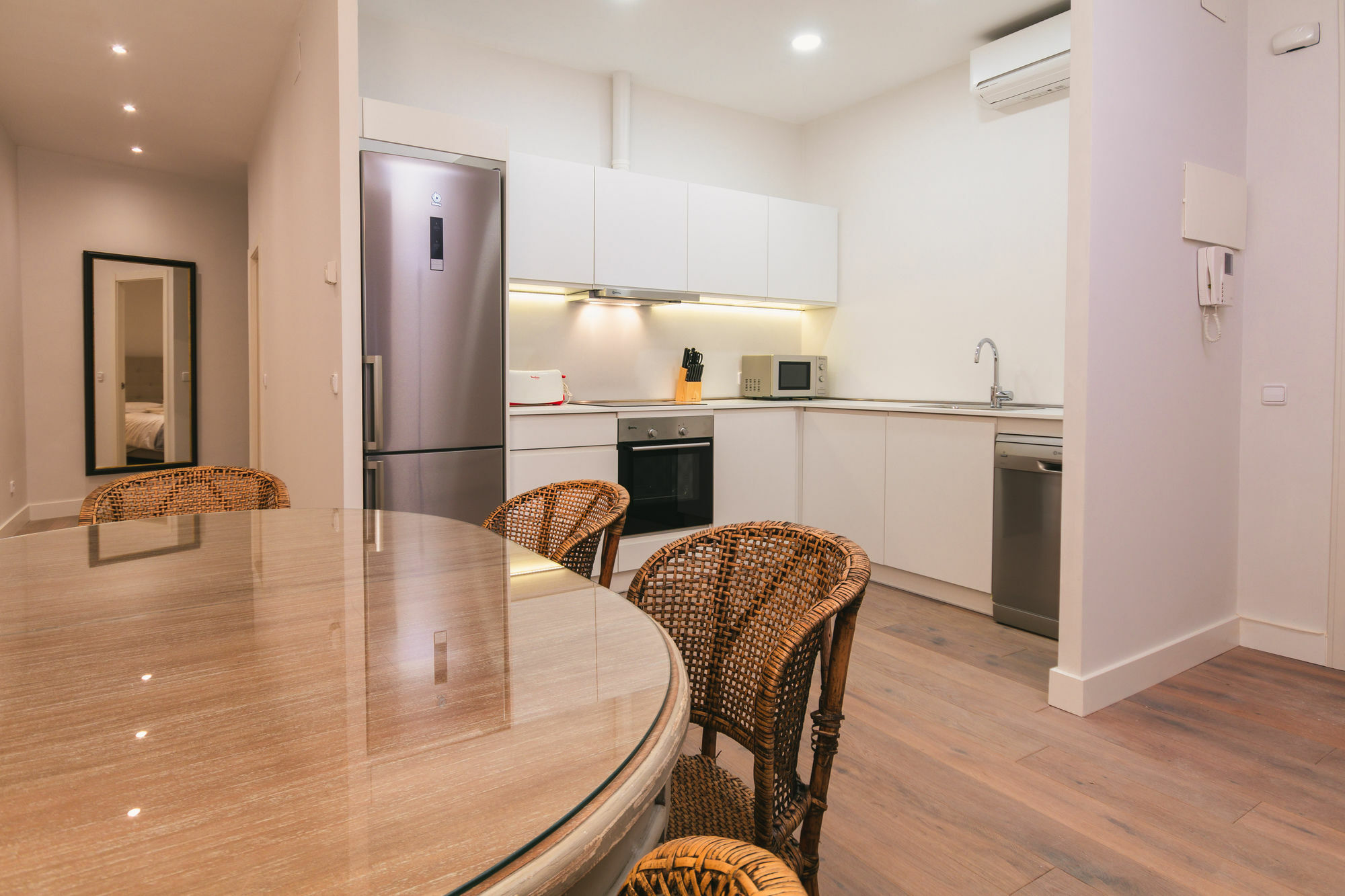 Apartmán Pyr Select Plaza Santa Ana Madrid Exteriér fotografie